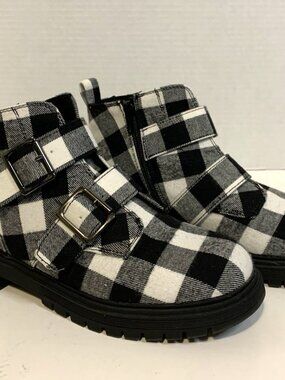 SO Fettuccine Women's Ankle Boot Black and White Buffalo Check Plaid Size 7.5